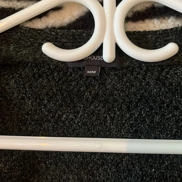 CARDIGAN​ - Picture 4 of 5